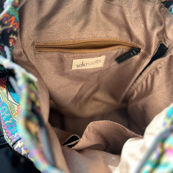 NWOT Sak Roots Canvas Multicolor Patterned Backpack - Picture 8 of 9